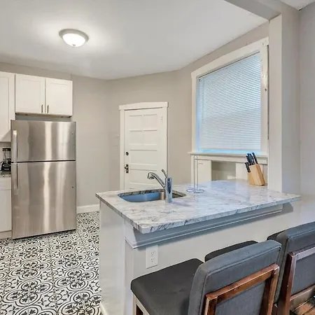 Beautiful Tower Grove Unit Recently Renovated 2S Villa Richmond Heights Exterior photo